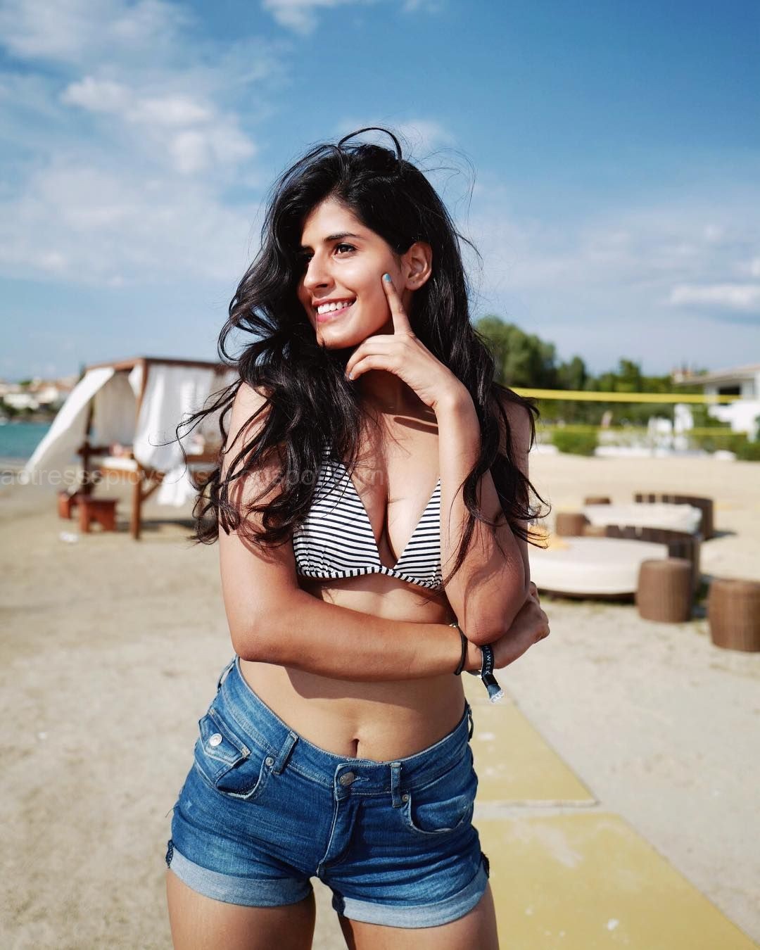 Aayushi Malik sed